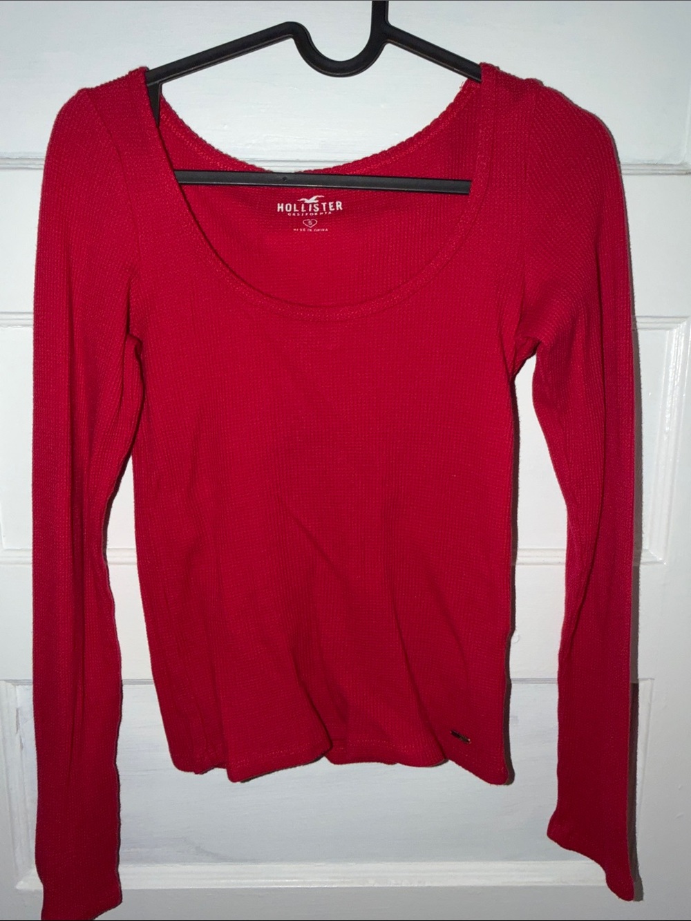 Hollister Vibrant Red Long Sleeve Scoop Neck Ribbed Top